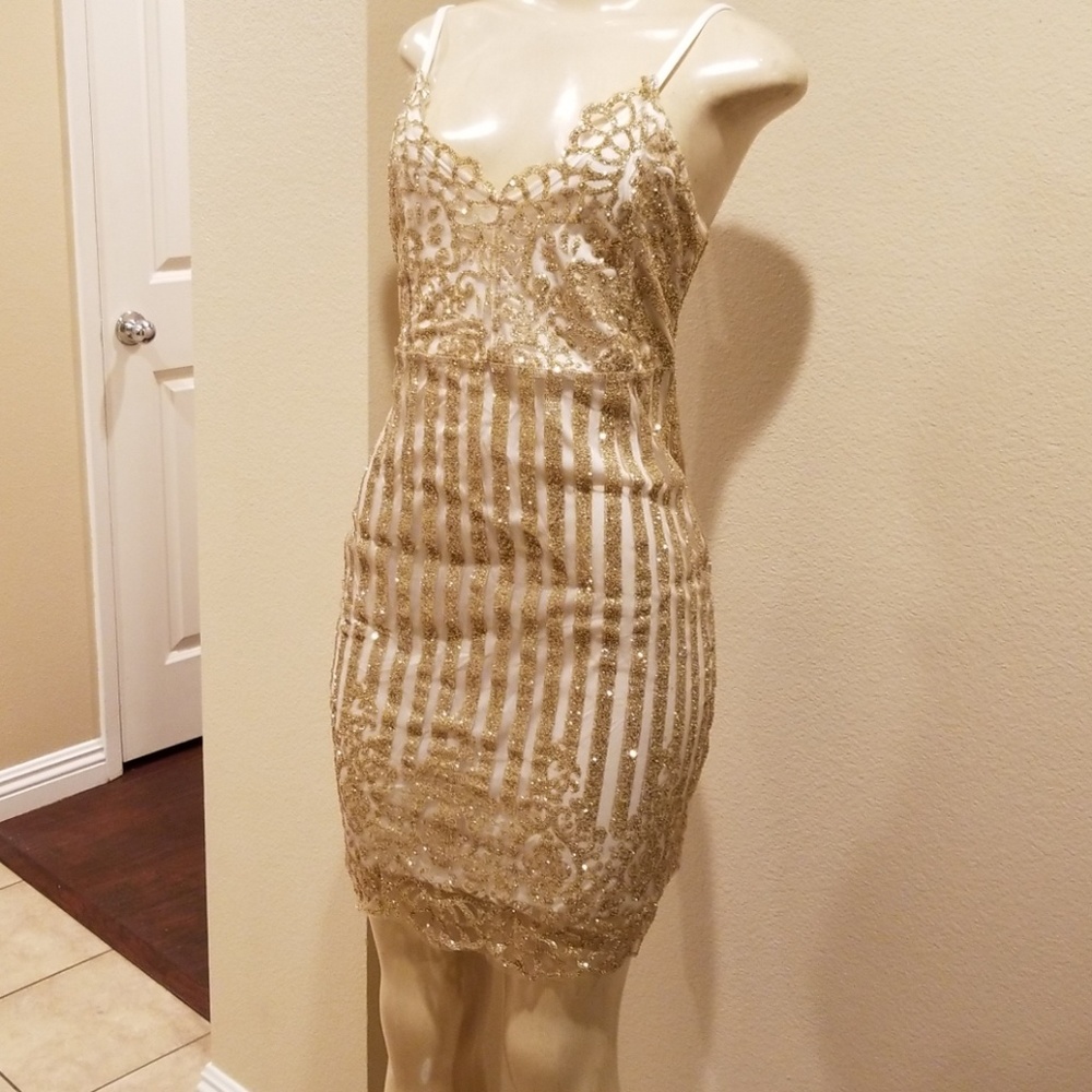 Mini Dress - Picture 2 of 3